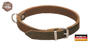 AKAH collier riveté en cuir de selle