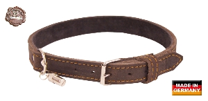 AKAH collier riveté en cuir d'huile
